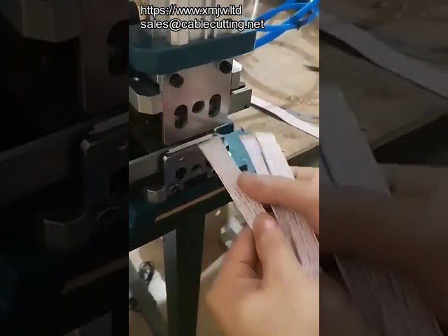 Wysokowydajna maszyna do zdejmowania wewnętrznej izolacji kabli do produkcji kabli USB