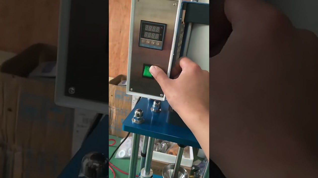 Małe maszyny do produkcji tworzyw sztucznych – kompaktowe wtryskarki do precyzyjnego prototypowania