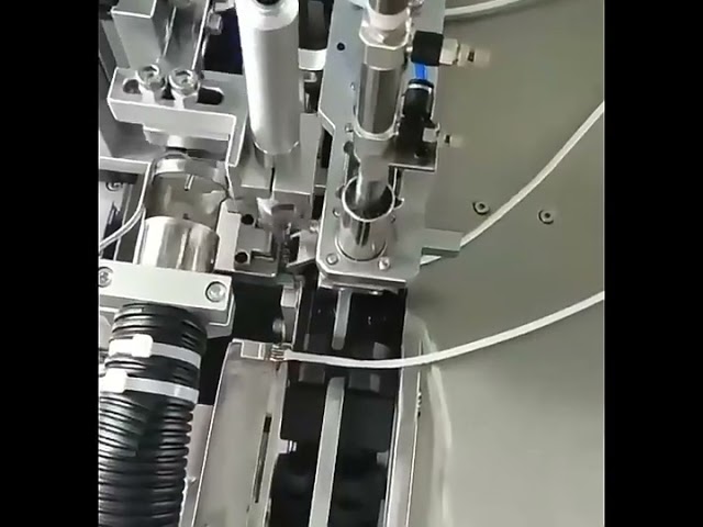 Maszyna do produkcji wiązek kabli USB z automatycznym lutowaniem i spawaniem