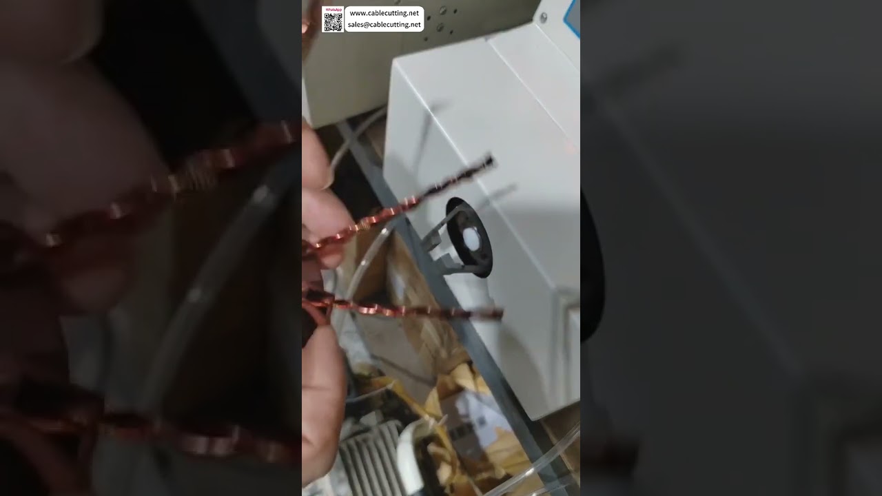 Maszyna do skręcania drutu o dużej wytrzymałości do szybkiego skręcania 3 przewodów miedzianych 2,0 mm