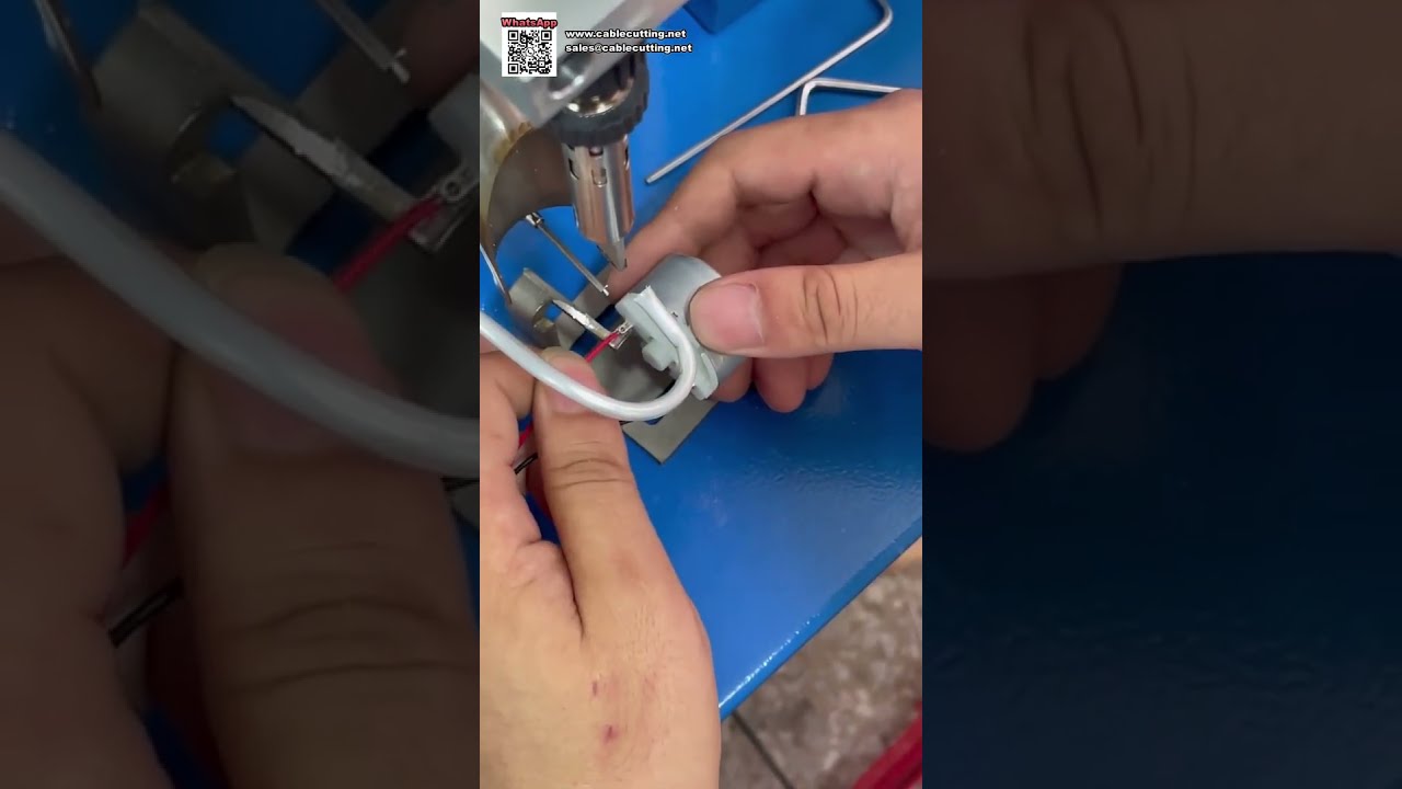 Półautomatyczna lutownica do przewodów — precyzyjna obróbka płytek PCB