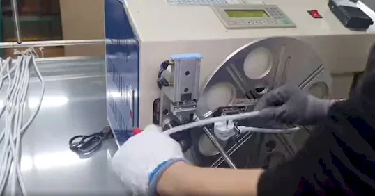 Socket Coiling Binding Maszyna WPM-210 - Zwijanie i wiązanie kabli